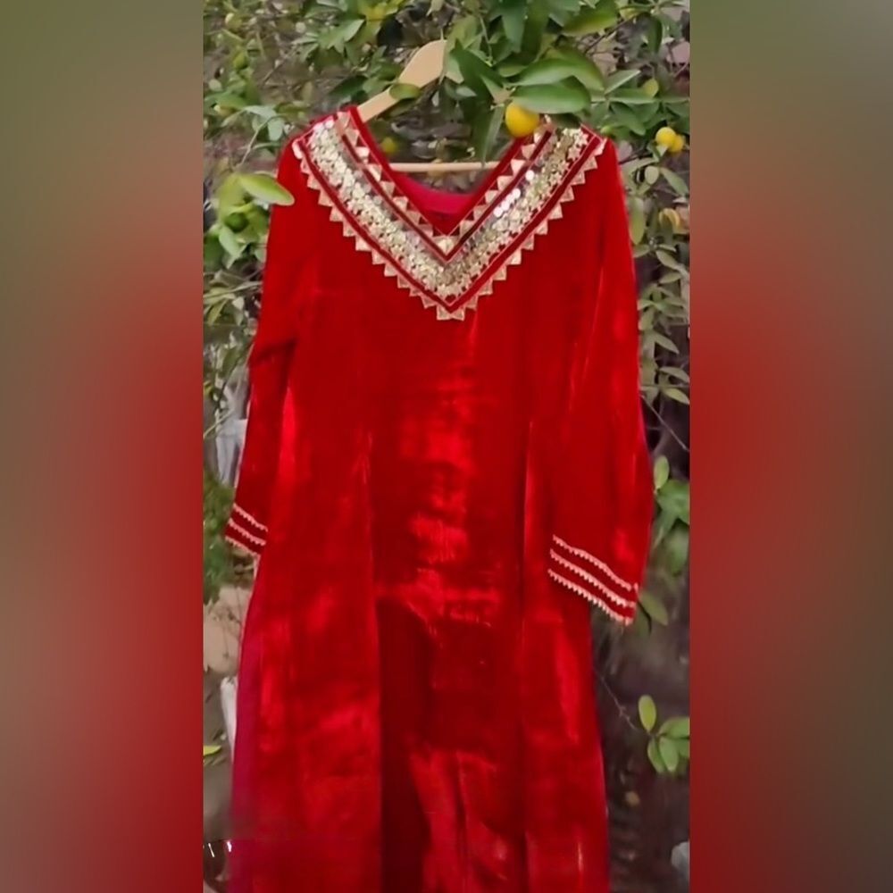 ZAHRA AHMAD PAKISTANI DESIGNER Red Velvet Dress with Mirror Accents